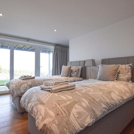Whispers - 4 Bedroom Modern Family Holiday Home In Salcombe Sleeps 8 Dış mekan fotoğraf